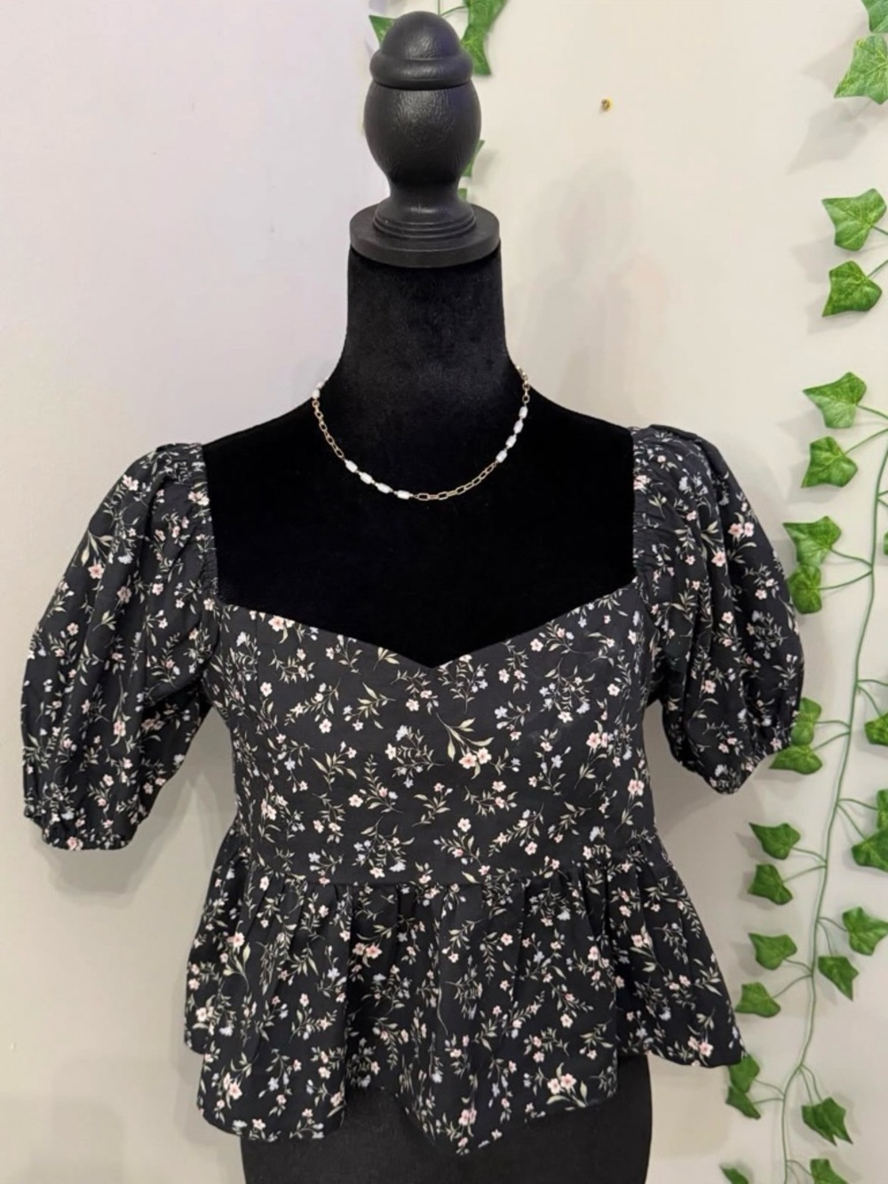 Altar'd State Black Floral Puff-Sleeve Peplum Top